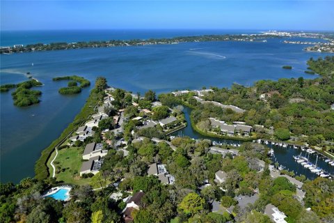 Condo in Sarasota, Florida, 2 bedrooms № 2379151 - photo 27