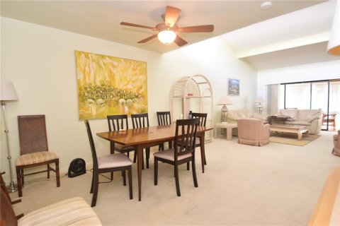 Condo in Sarasota, Florida, 2 bedrooms № 2379151 - photo 6