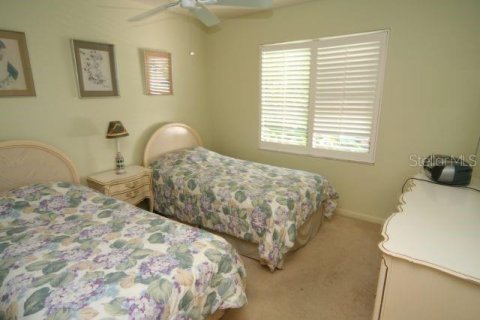 Condo in Sarasota, Florida, 2 bedrooms № 2379151 - photo 15