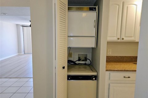 Condominio en alquiler en Treasure Island, Florida, 2 dormitorios, 109.16 m2 № 1635936 - foto 26