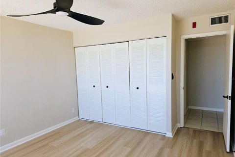 Condominio en alquiler en Treasure Island, Florida, 2 dormitorios, 109.16 m2 № 1635936 - foto 24