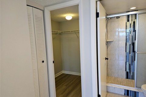 Condominio en alquiler en Treasure Island, Florida, 2 dormitorios, 109.16 m2 № 1635936 - foto 20