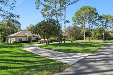 Villa ou maison à vendre à Oviedo, Floride: 4 chambres, 193.14 m2 № 2430721 - photo 3