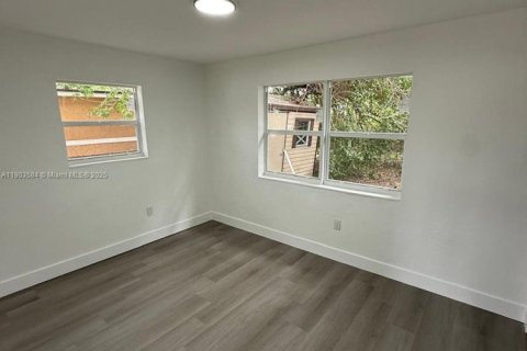 Villa ou maison à vendre à Miami Gardens, Floride: 4 chambres, 138.42 m2 № 1955728 - photo 18