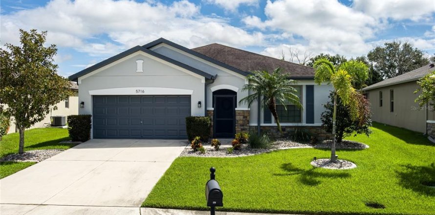 Villa ou maison à Parrish, Floride 3 chambres, 199.18 m2 № 1903503
