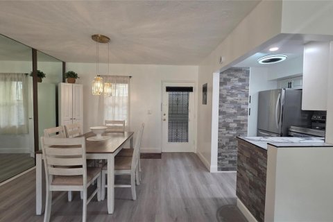 Copropriété à vendre à Lauderdale Lakes, Floride: 1 chambre, 69.49 m2 № 2182235 - photo 13