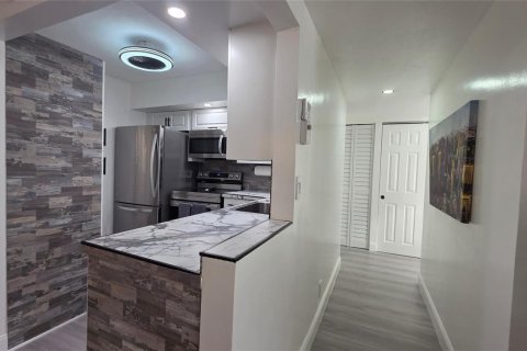 Copropriété à vendre à Lauderdale Lakes, Floride: 1 chambre, 69.49 m2 № 2182235 - photo 14