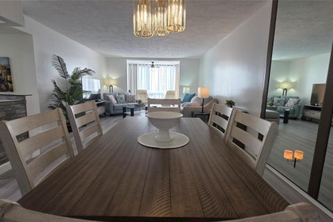 Copropriété à vendre à Lauderdale Lakes, Floride: 1 chambre, 69.49 m2 № 2182235 - photo 2