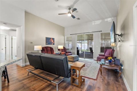 Casa en venta en Spring Hill, Florida, 3 dormitorios, 190.64 m2 № 1851634 - foto 18