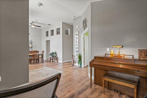 Casa en venta en Spring Hill, Florida, 3 dormitorios, 190.64 m2 № 1851634 - foto 14