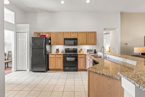 Casa en venta en Spring Hill, Florida, 3 dormitorios, 190.64 m2 № 1851634 - foto 19