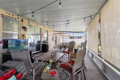 Casa en venta en Spring Hill, Florida, 3 dormitorios, 190.64 m2 № 1851634 - foto 29
