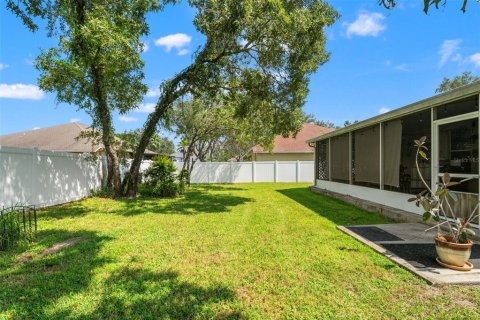 Casa en venta en Spring Hill, Florida, 3 dormitorios, 190.64 m2 № 1851634 - foto 30