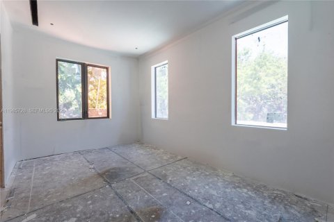 Купить виллу или дом в Майами, Флорида 9 спален, № 2051870 - фото 26