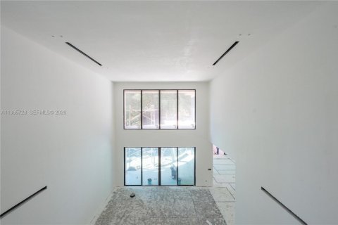 Купить виллу или дом в Майами, Флорида 9 спален, № 2051870 - фото 15