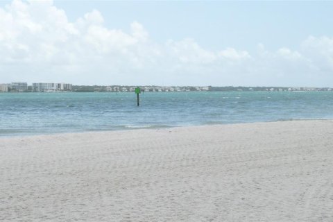 Condo in Clearwater, Florida, 2 bedrooms  № 2107147 - photo 5