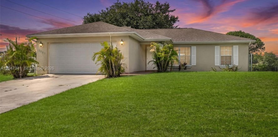 Casa en Lehigh Acres, Florida 3 dormitorios, 118.17 m2 № 2186378