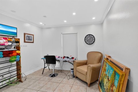 Casa en venta en Lehigh Acres, Florida, 3 dormitorios, 118.17 m2 № 2186378 - foto 25