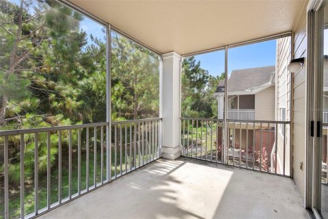 Condo in Orlando, Florida, 2 bedrooms  № 2205192 - photo 19