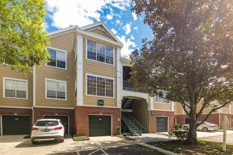Condo in Orlando, Florida, 2 bedrooms  № 2205192