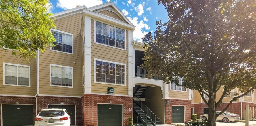 Condo in Orlando, Florida, 2 bedrooms  № 2205192