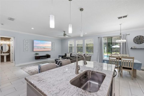 Villa ou maison à vendre à Bradenton, Floride: 3 chambres, 288.37 m2 № 2409007 - photo 21