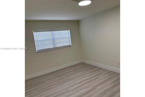 Condominio en alquiler en Boca Raton, Florida, 2 dormitorios, 65.96 m2 № 1877775 - foto 4