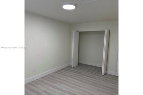 Condominio en alquiler en Boca Raton, Florida, 2 dormitorios, 65.96 m2 № 1877775 - foto 5