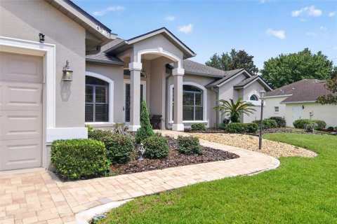Villa ou maison à vendre à Ocala, Floride: 3 chambres, 202.34 m2 № 2302770 - photo 2