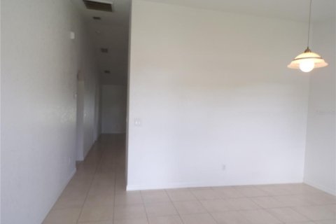 Снять в аренду квартиру в Пунта-Горда, Флорида 6 комнат, 109.62м2, № 2150537 - фото 27