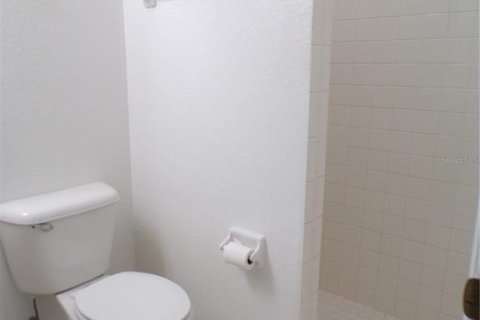 Снять в аренду квартиру в Пунта-Горда, Флорида 6 комнат, 109.62м2, № 2150537 - фото 12