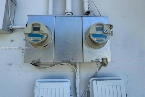 Снять в аренду виллу или дом в Майами, Флорида 1 спальня, 173.54м2, № 2053417 - фото 19