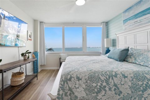 Condominio en venta en Saint Petersburg, Florida, 2 dormitorios, 116.59 m2 № 2115979 - foto 18