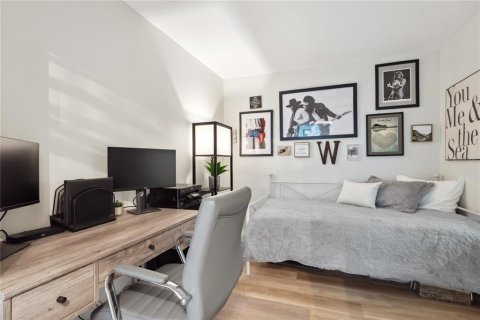 Condominio en venta en Saint Petersburg, Florida, 2 dormitorios, 116.59 m2 № 2115979 - foto 24