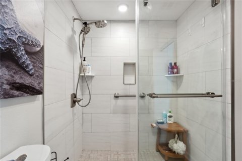 Condominio en venta en Saint Petersburg, Florida, 2 dormitorios, 116.59 m2 № 2115979 - foto 26
