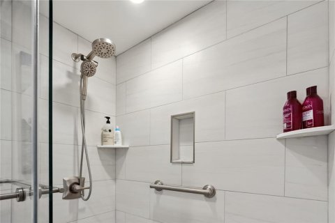 Condominio en venta en Saint Petersburg, Florida, 2 dormitorios, 116.59 m2 № 2115979 - foto 27