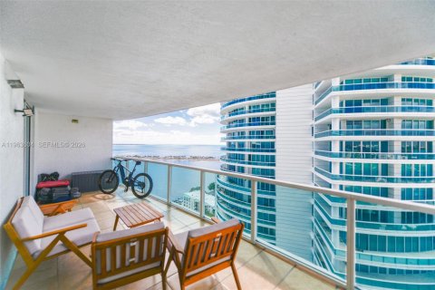 Condo in Miami, Florida, 1 bedroom  № 2028182 - photo 21