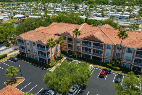 Copropriété à vendre à Tampa, Floride: 2 chambres, 89.93 m2 № 2137893 - photo 2