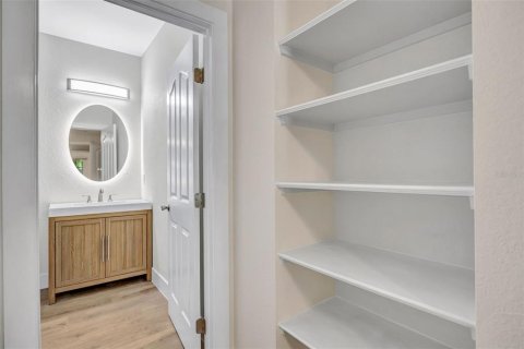 Copropriété à vendre à Tampa, Floride: 2 chambres, 89.93 m2 № 2137893 - photo 21