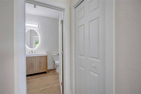Copropriété à vendre à Tampa, Floride: 2 chambres, 89.93 m2 № 2137893 - photo 28