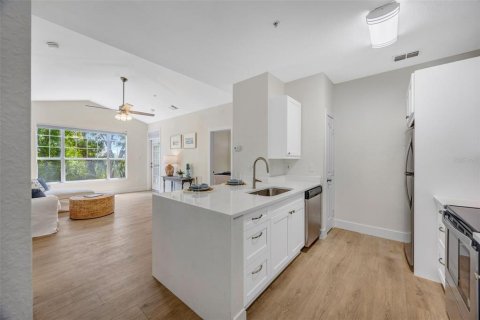 Copropriété à vendre à Tampa, Floride: 2 chambres, 89.93 m2 № 2137893 - photo 6
