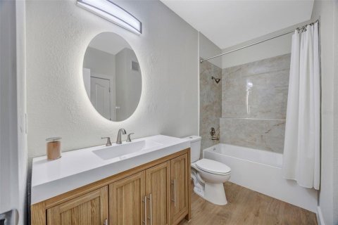 Copropriété à vendre à Tampa, Floride: 2 chambres, 89.93 m2 № 2137893 - photo 29
