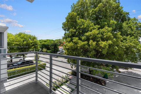 Copropriété à louer à Miami, Floride: 3 chambres, 206.15 m2 № 1823637 - photo 28