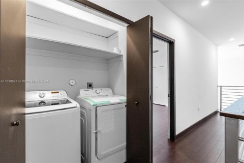 Copropriété à louer à Miami, Floride: 3 chambres, 206.15 m2 № 1823637 - photo 30