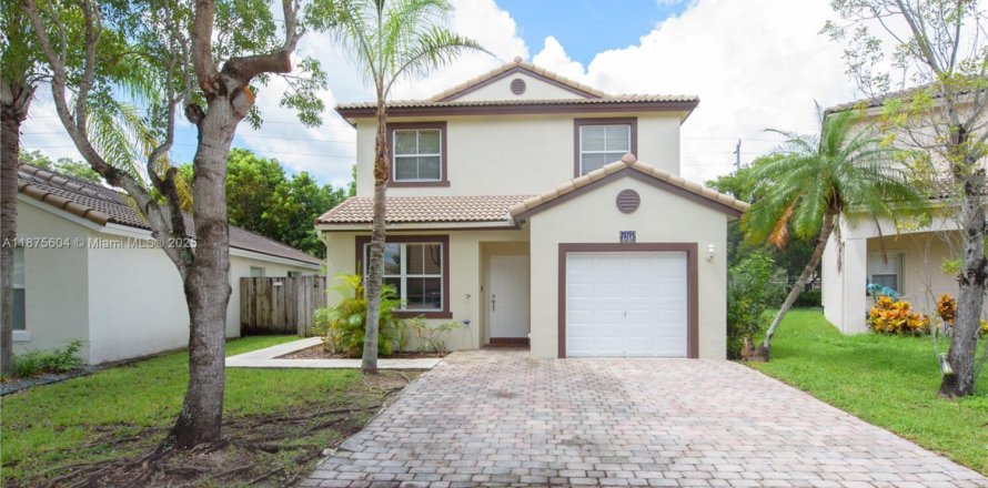 Villa ou maison à Homestead, Floride 3 chambres, 159.98 m2 № 1981489