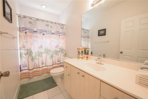 Villa ou maison à vendre à Homestead, Floride: 3 chambres, 159.98 m2 № 1981489 - photo 17