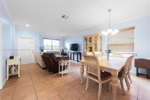 Villa ou maison à vendre à Homestead, Floride: 3 chambres, 159.98 m2 № 1981489 - photo 2
