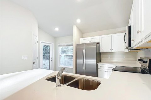 Apartment in Inverness, Florida 2 bedrooms, 97.73 sq.m. № 2142918 - photo 13