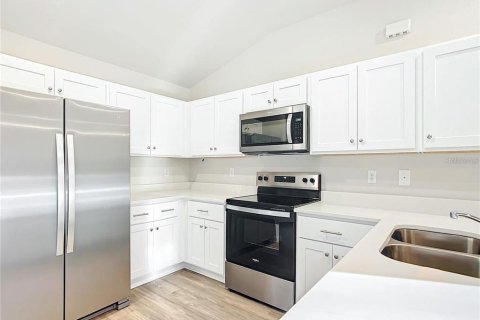 Apartment in Inverness, Florida 2 bedrooms, 97.73 sq.m. № 2142918 - photo 11
