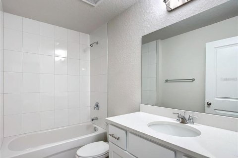 Apartment in Inverness, Florida 2 bedrooms, 97.73 sq.m. № 2142918 - photo 9